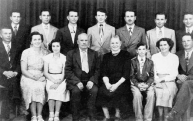 Axani-Florea-and-Domnica